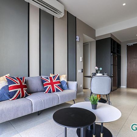 2Br Family Suite Millerz Square // Kl & Free Parking Куала Лумпур Екстериор снимка